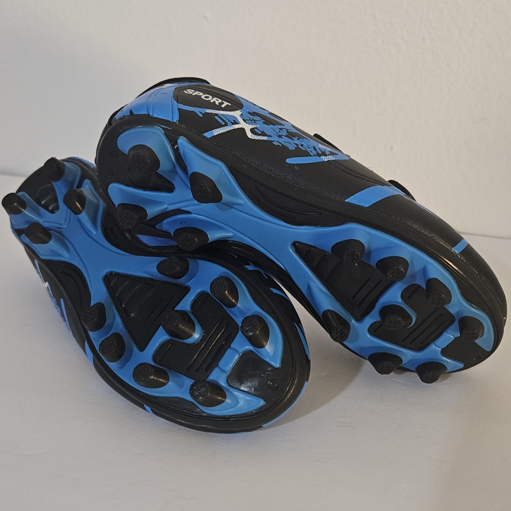 Soccer Cleats For Kids Size 10 Blue And Black - Picture 6 of 6
